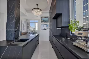 725 NE 22nd St, Miami, FL 33137 - Photo 5