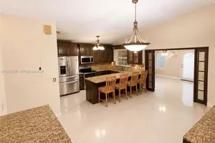 910 SW 140th Ave, Miami, FL 33184 - Photo 13