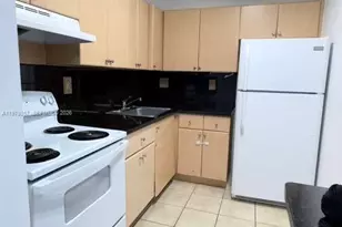 7100 NW 179th St, Hialeah, FL 33015 - Photo 1