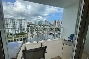 500 Bayview Dr, Sunny Isles Beach, FL 33160 - Photo 7