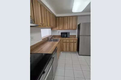 8015 SW 107th Ave #313, Miami, FL 33173 - Photo 9