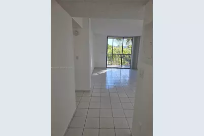 8015 SW 107th Ave #313, Miami, FL 33173 - Photo 13