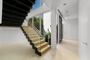 1051 W 48th St, Miami Beach, FL 33140 - Photo 29