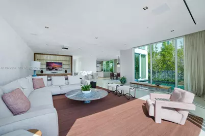 1051 W 48th St #4, Miami Beach, FL 33140 - Photo 15