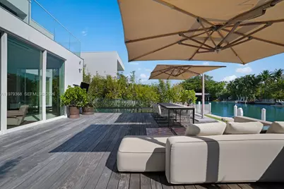 1051 W 48th St #4, Miami Beach, FL 33140 - Photo 19