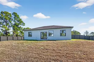 710 Bedford Point Ave, Lehigh Acres, FL 33974 - Photo 31