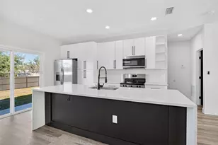 710 Bedford Point Ave, Lehigh Acres, FL 33974 - Photo 9