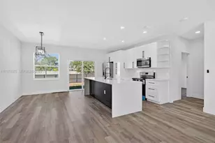 710 Bedford Point Ave, Lehigh Acres, FL 33974 - Photo 7