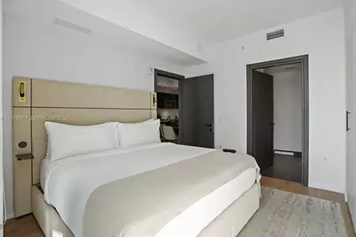 398 NE 5th St #4410, Miami, FL 33132 - Photo 23
