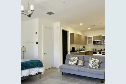 1045 NE 18th Ave #304, Fort Lauderdale, FL 33304 - Photo 5