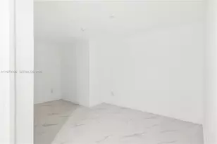 700 NE 24th St, Miami, FL 33137 - Photo 11