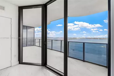 700 NE 24th St #4102, Miami, FL 33137 - Photo 3