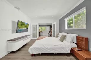 2301 NE 196th St, Miami, FL 33180 - Photo 25