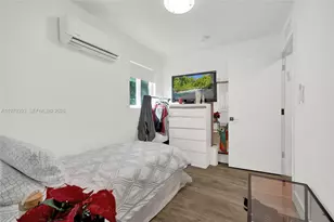 2301 NE 196th St, Miami, FL 33180 - Photo 45