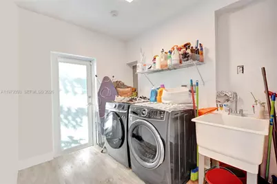 2301 NE 196th St, Miami, FL 33180 - Photo 63