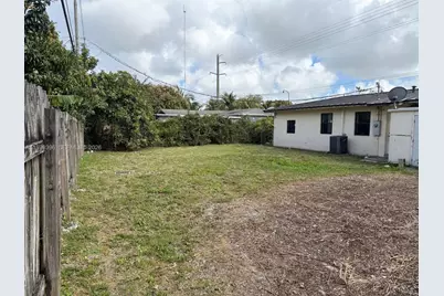 19320 NW 7th Ave, Miami Gardens, FL 33169 - Photo 7