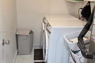 750 NE 199th St, Miami, FL 33179 - Photo 31