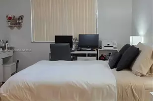 750 NE 199th St, Miami, FL 33179 - Photo 21