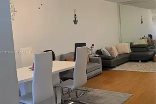 750 NE 199th St, Miami, FL 33179 - Photo 7