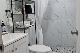 750 NE 199th St, Miami, FL 33179 - Photo 31