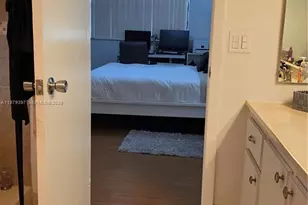 750 NE 199th St, Miami, FL 33179 - Photo 11