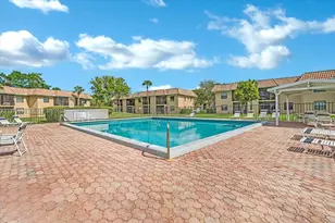 6832 S Palmetto Cir S, Boca Raton, FL 33433 - Photo 21