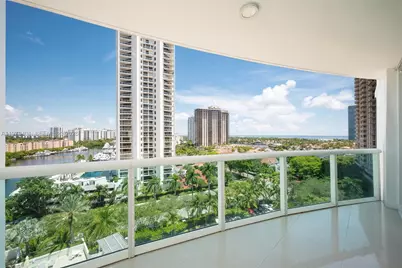 19400 Turnberry Way #932, Aventura, FL 33180 - Photo 39