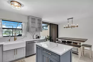 1305 NW 122nd Terrace, Pembroke Pines, FL 33026 - Photo 11