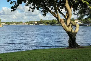 1305 NW 122nd Terrace, Pembroke Pines, FL 33026 - Photo 29