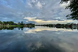 1305 NW 122nd Terrace, Pembroke Pines, FL 33026 - Photo 27