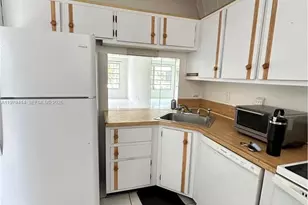 7450 NW 17th St, Plantation, FL 33313 - Photo 9