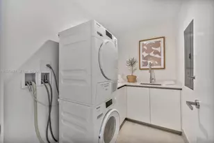 9201 E Bay Harbor Dr, Bal Harbour, FL 33154 - Photo 31