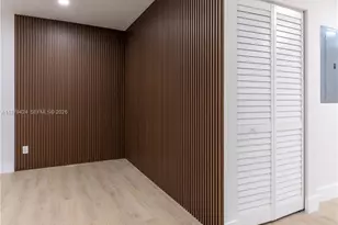 6070 SW 42nd St, Miami, FL 33155 - Photo 7