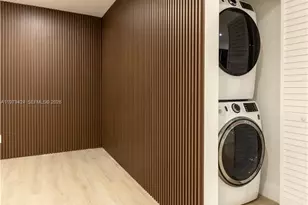 6070 SW 42nd St, Miami, FL 33155 - Photo 9