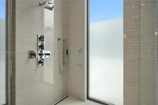 5501 Pine Tree Dr, Miami Beach, FL 33140 - Photo 53