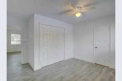 1335 NE 5th Ave #7, Fort Lauderdale, FL 33304 - Photo 9