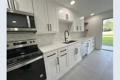 9470 Tangerine Pl #109, Davie, FL 33324 - Photo 1