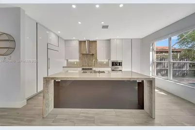 16340 SW 26th St, Miramar, FL 33027 - Photo 5