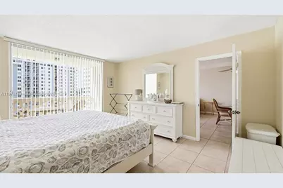 1825 S Ocean Dr #811, Hallandale Beach, FL 33009 - Photo 19