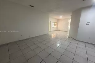 1090 NW 128th Ct, Miami, FL 33182 - Photo 9