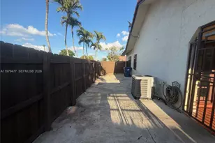 1090 NW 128th Ct, Miami, FL 33182 - Photo 45