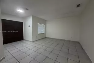 1090 NW 128th Ct, Miami, FL 33182 - Photo 7