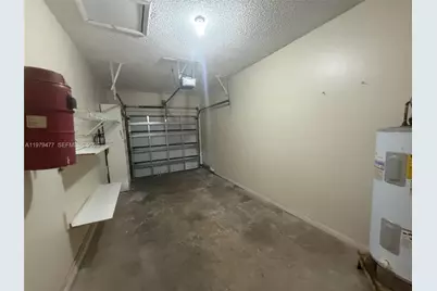 1090 NW 128th Ct, Miami, FL 33182 - Photo 31