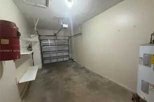 1090 NW 128th Ct, Miami, FL 33182 - Photo 31