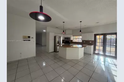 1090 NW 128th Ct, Miami, FL 33182 - Photo 35