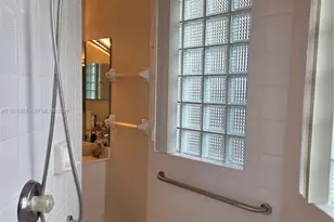 17594 SW 12th St, Pembroke Pines, FL 33029 - Photo 13