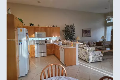 17594 SW 12th St, Pembroke Pines, FL 33029 - Photo 23