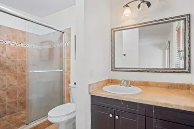 6252 Highland Ct, North Lauderdale, FL 33068 - Photo 7