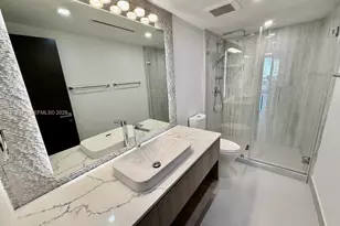 900 Bay Dr, Miami Beach, FL 33141 - Photo 35