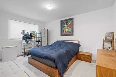 7950 Tatum Waterway Dr #N8, Miami Beach, FL 33141 - Photo 21